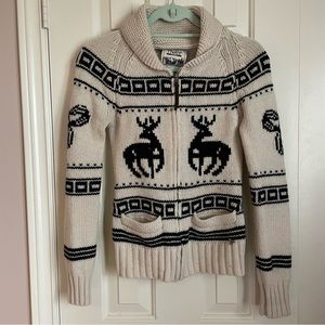 TNA Aritzia Wool Sweater • Cream + Black • 100% Lambswool